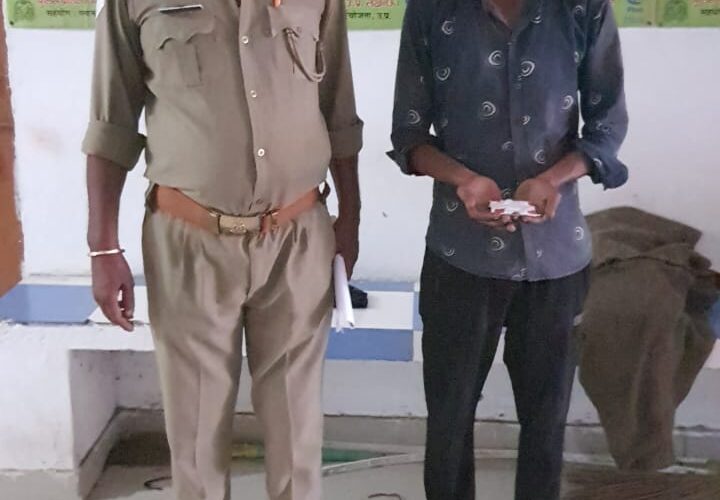 पुलिस ने खेडी पट्टी के सरकारी स्कूल में चोरी की वारदात में भाज्जू निवासी युवक को किया गिरफ्तार